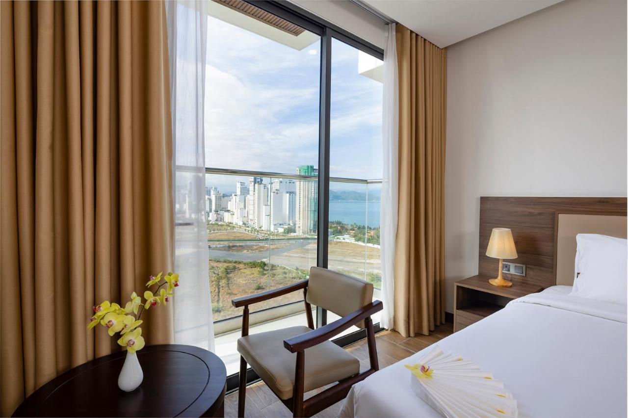 Miracle Luxury Nha Trang Hotell Eksteriør bilde